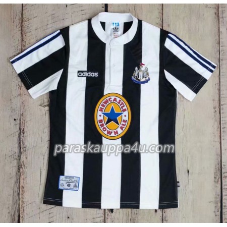Newcastle United Retro Kotipelipaita 1995-1997